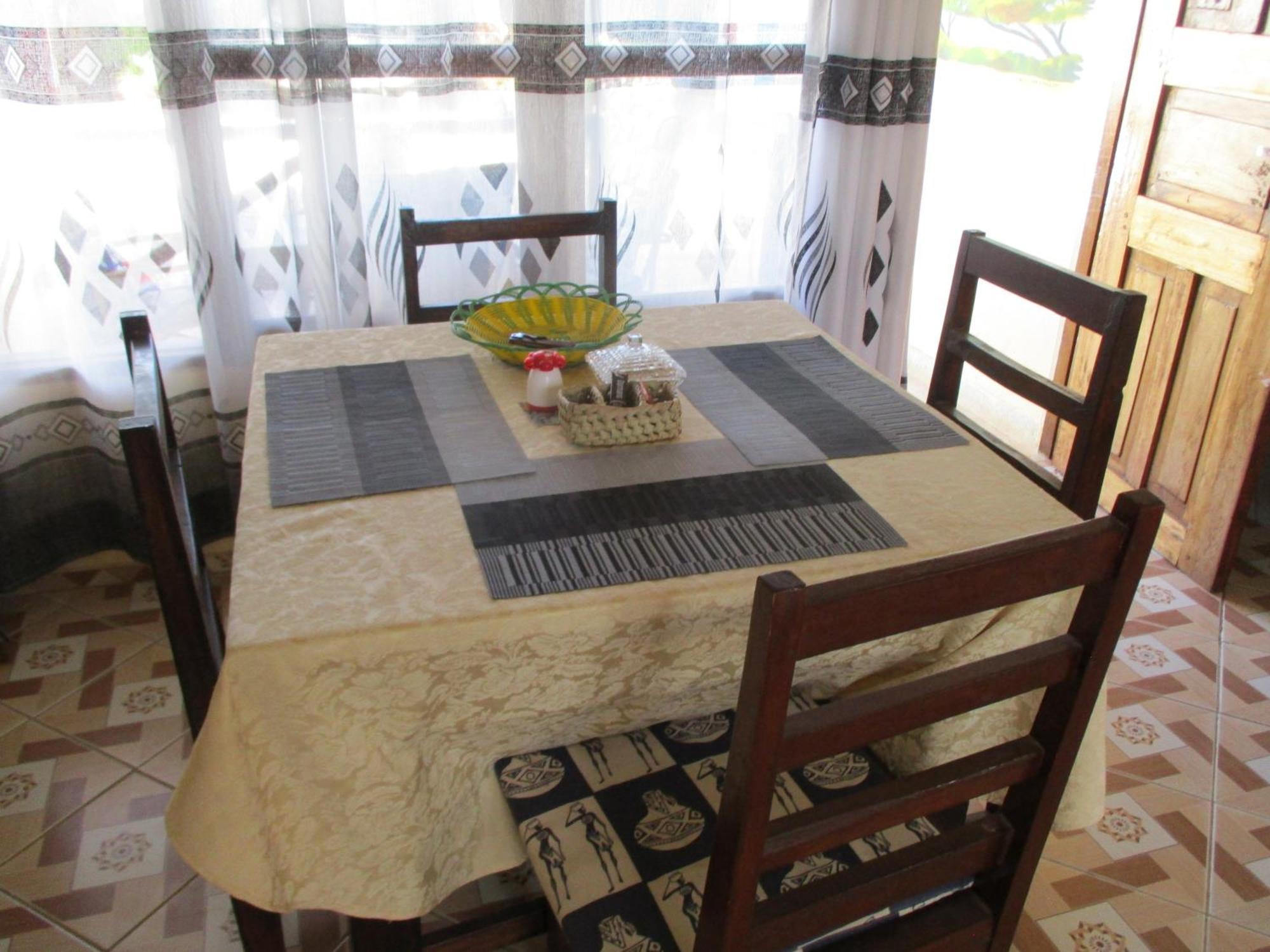 Simba Apartments Diani Beach Szoba fotó